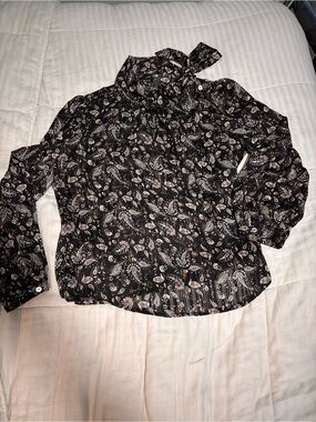 Tie-Neck Paisley Print Blouse - Black